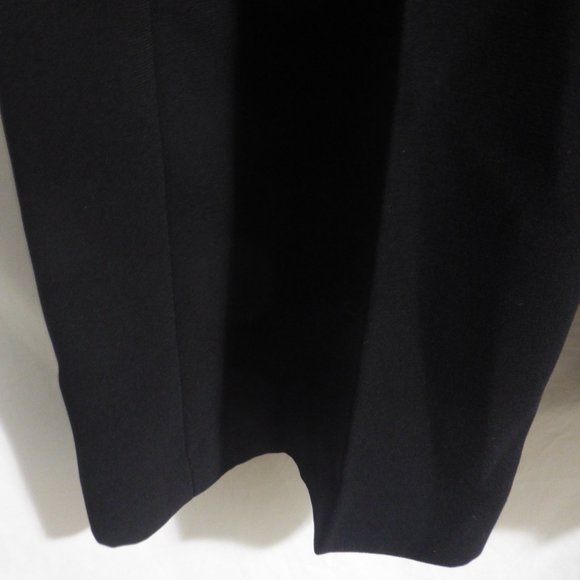 LE SUIT PETITE, size 4P, women's black slacks, side zip and latch fastened, GUC - Picture 7 of 14